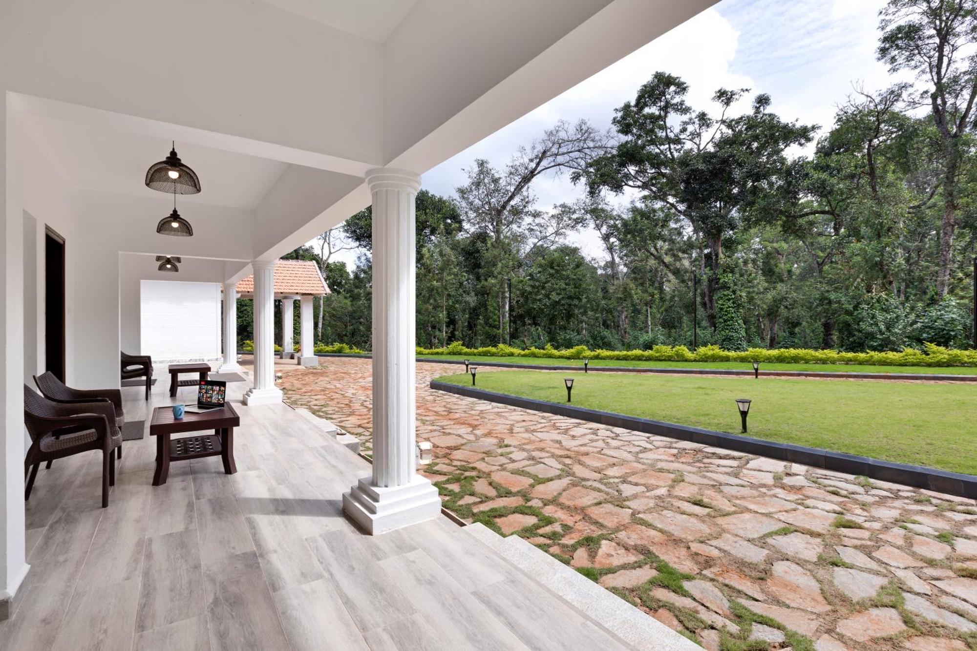 Hotel Tusker Trail By Luxunlock Suntikoppa Exterior foto